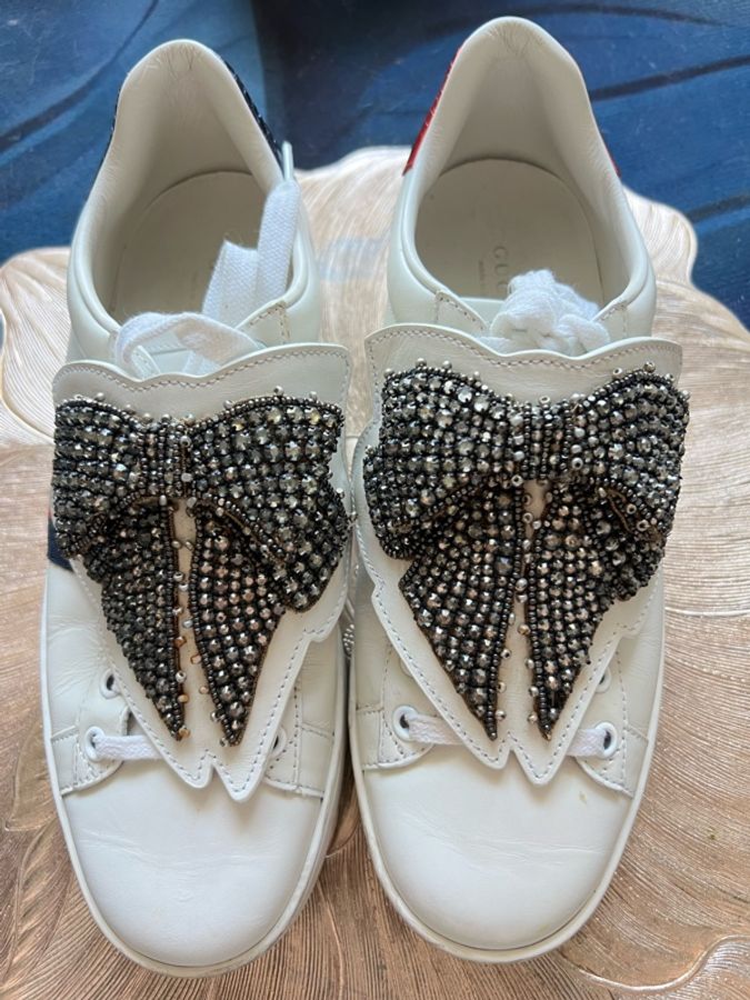 Gucci鞋38碼裝飾品可以取下來-0