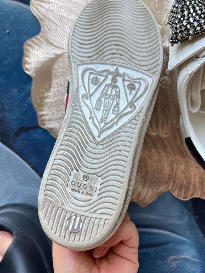 Gucci鞋38碼裝飾品可以取下來-3