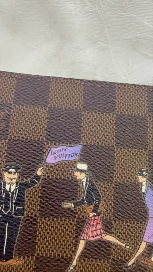 Louis Vuitton Damier Ebene Zippy Wallet-3