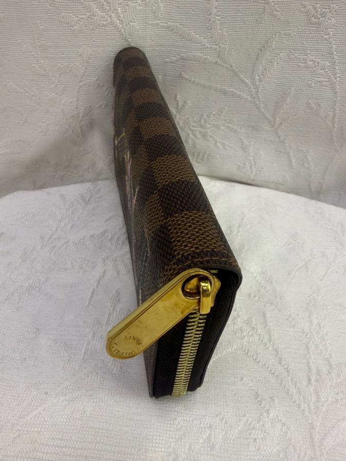 Louis Vuitton Damier Ebene Zippy Wallet-12