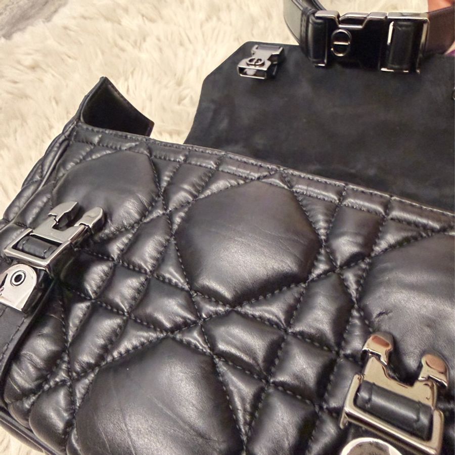 Dior camp 小號包-17