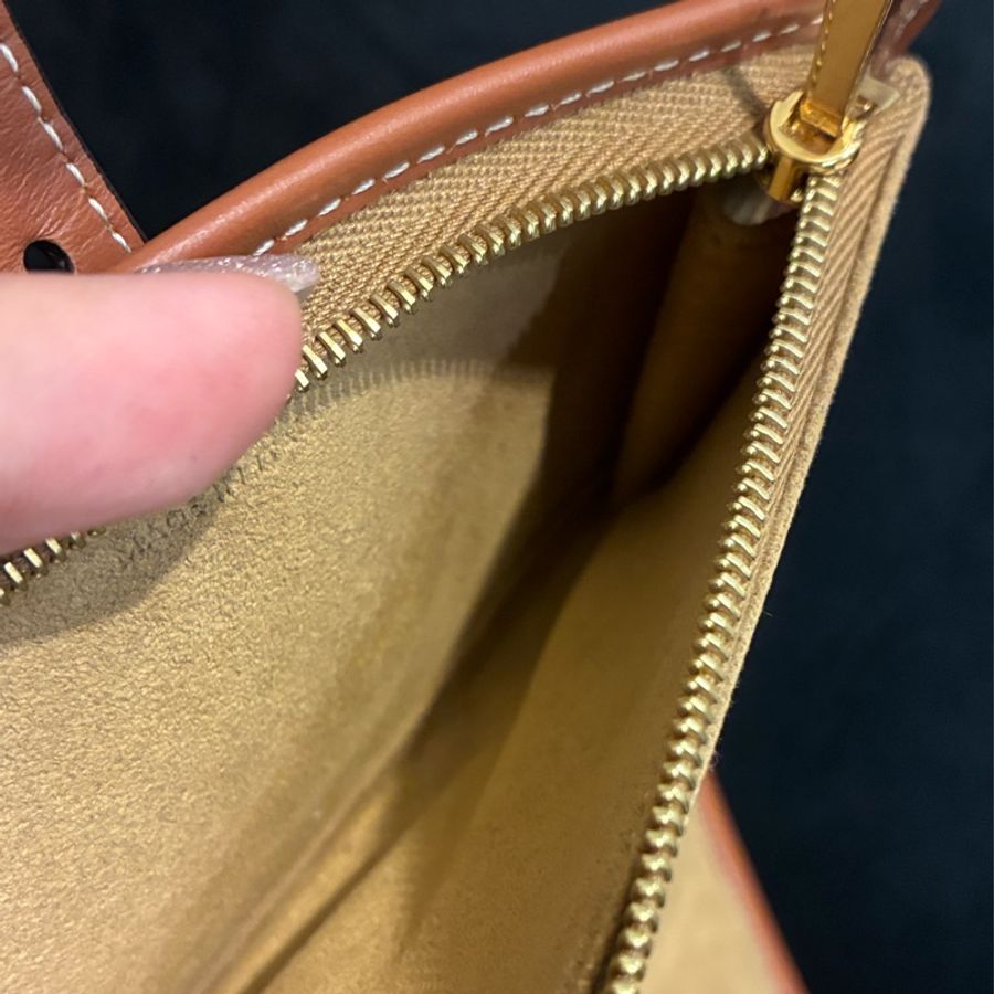 Celine 花紋pvc/咖皮革飾品收納包-29