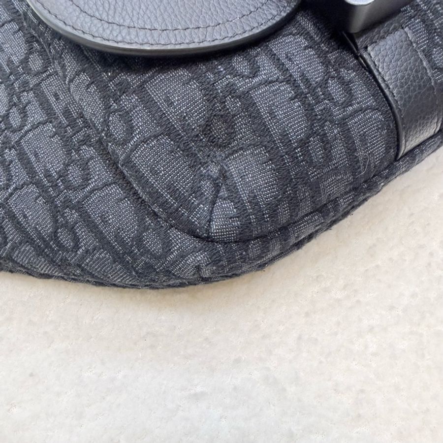 Dior 黑灰Oblique 緹花布Saddle腰包-14