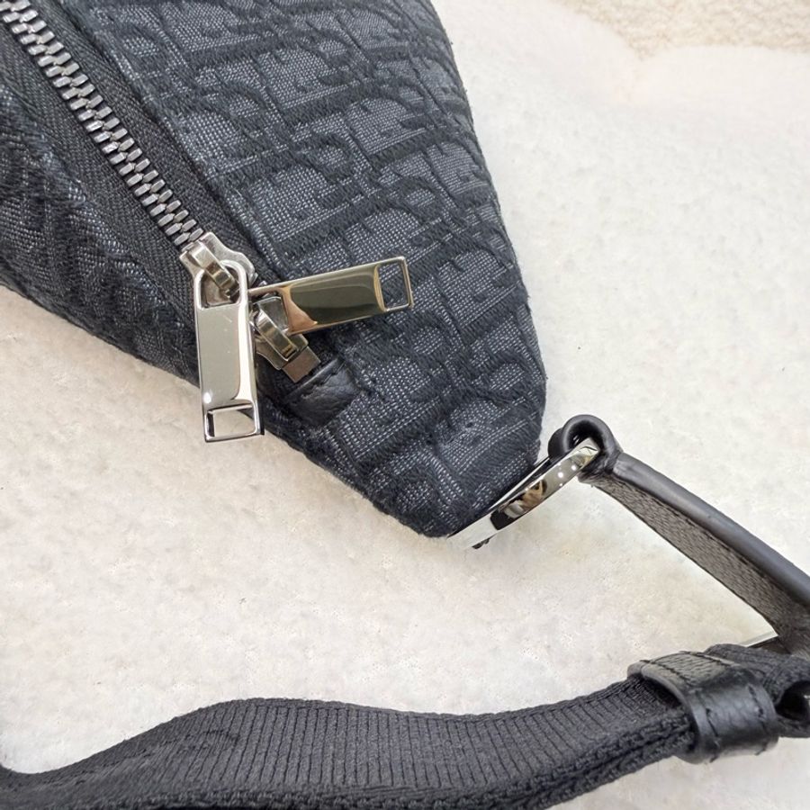 Dior 黑灰Oblique 緹花布Saddle腰包-15