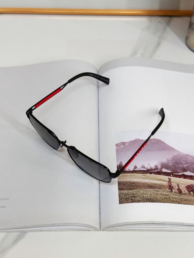 PRADA 普拉達 黑色飛行員式休閒墨鏡 側面品牌logo標 配盒-3