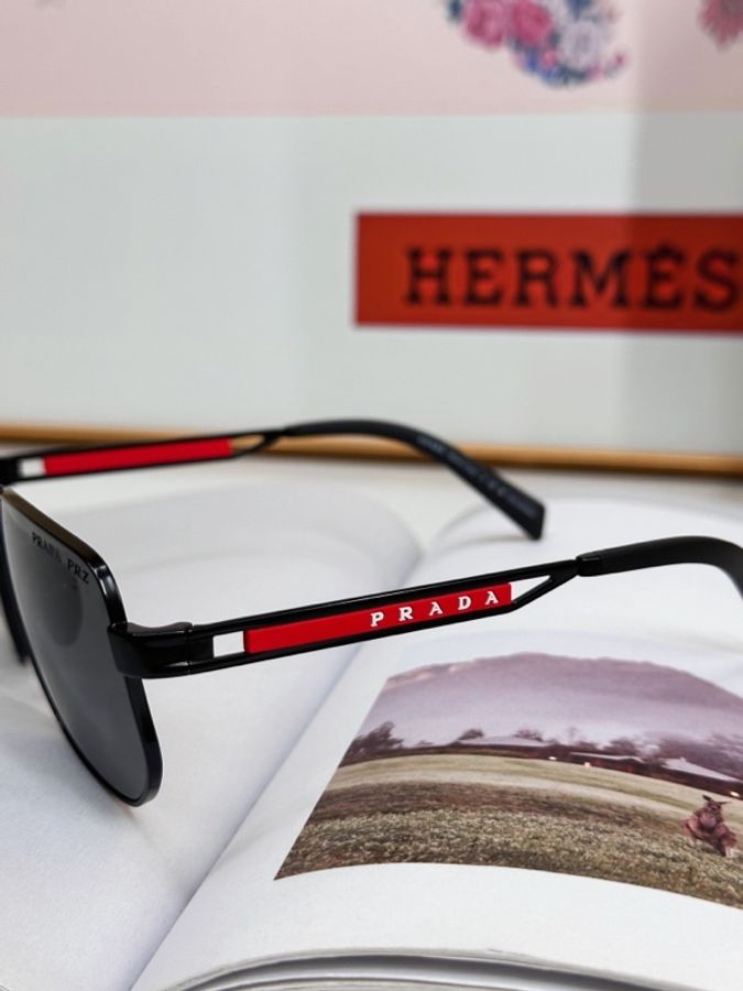 PRADA 普拉達 黑色飛行員式休閒墨鏡 側面品牌logo標 配盒-5