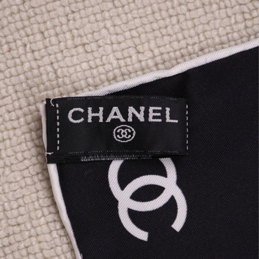 Chanel25A杭州西湖全景黑色真丝丝巾-17