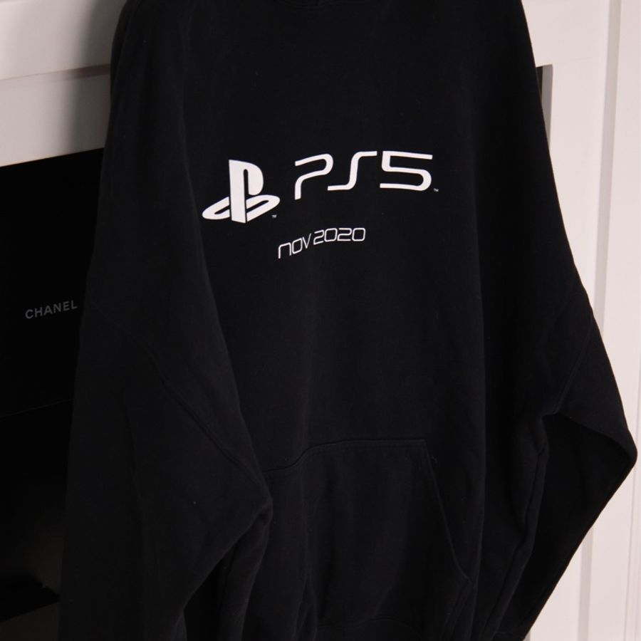 Balenciaga x PS5联名黑色加绒连帽套头卫衣外套-3