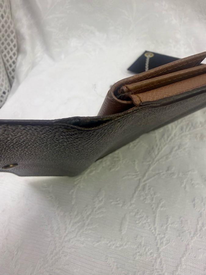 Louis Vuitton Long Wallet-11