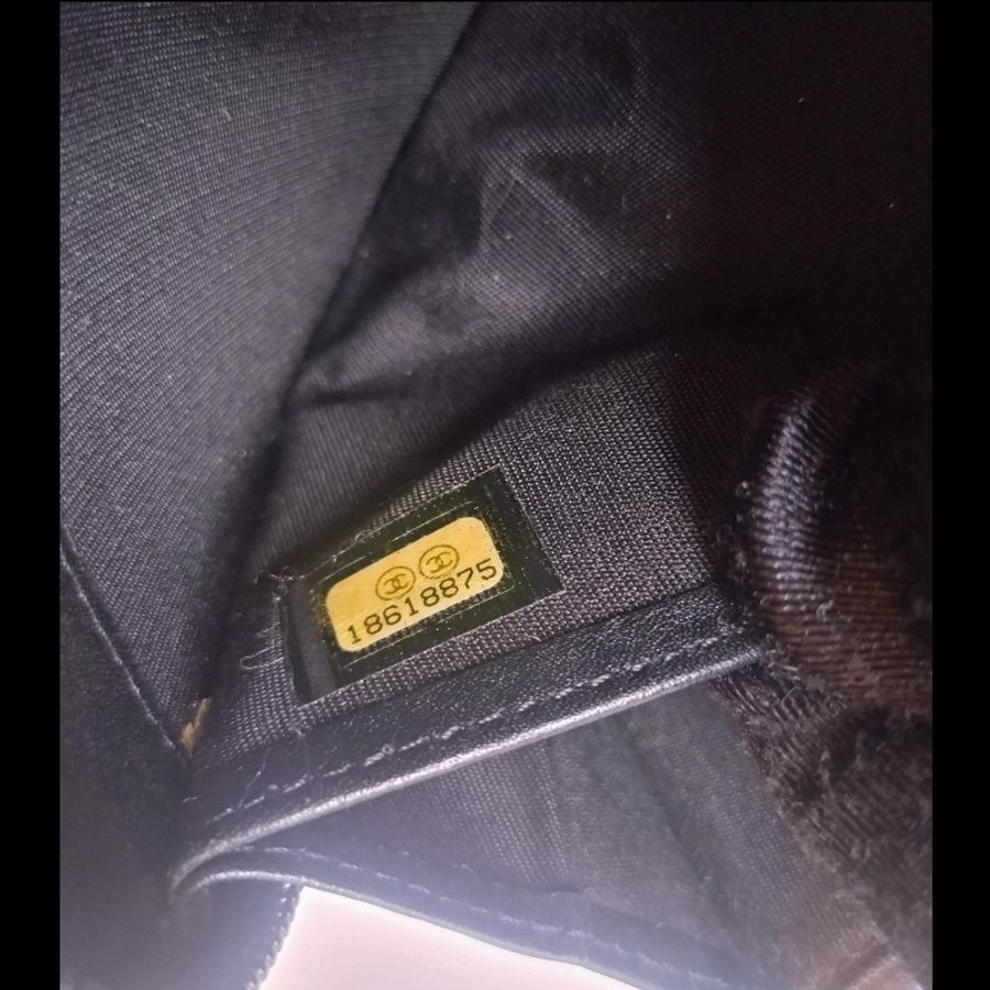 Chanel 黑荔枝皮雙C拉鍊長夾-16