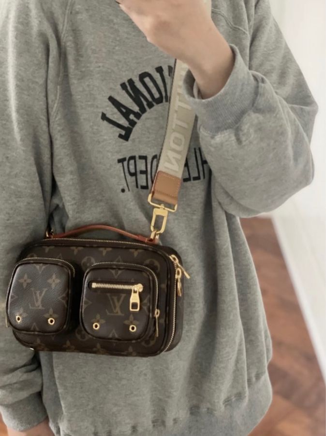 LV路易威登👑 Utility Crossbody炸藥包 98新 芯片款💕-1