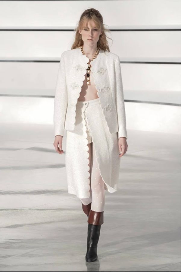 Chanel Tweed-2