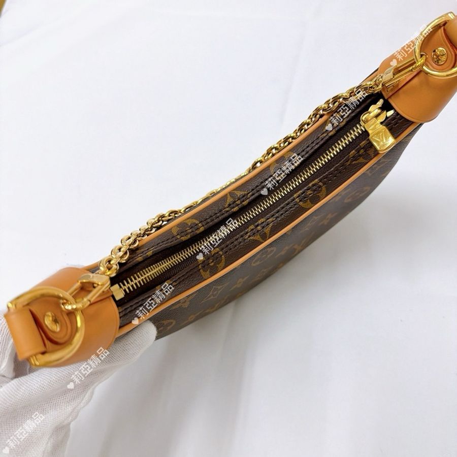 莉亞精品♡ LV M81098 彎月包 二手美包-13