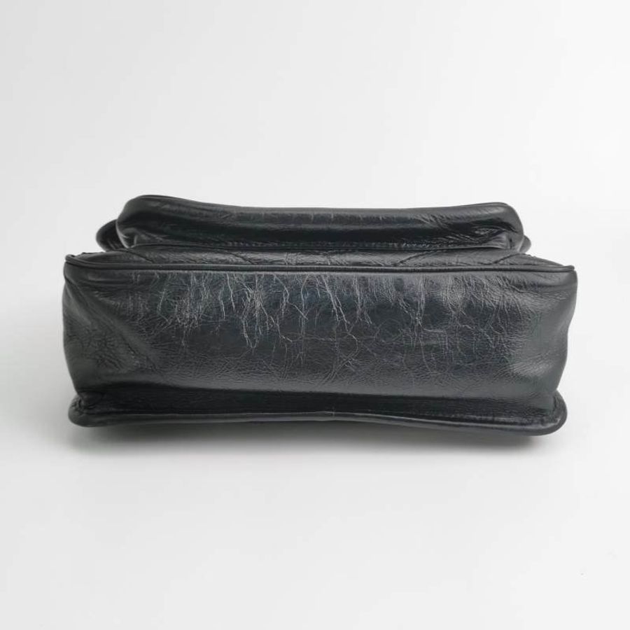 Saint Laurent Niki中號油蠟皮純色YSL標誌單肩包-5