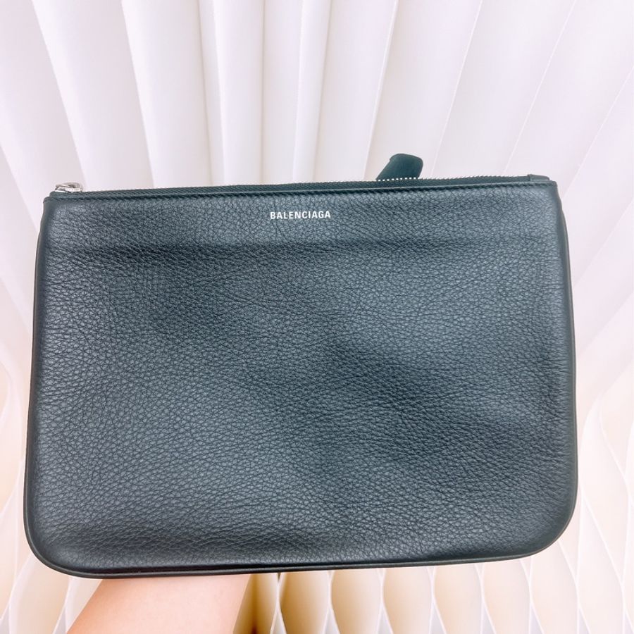 Balenciaga 黑色手拿包/ 收納袋 26cm-2
