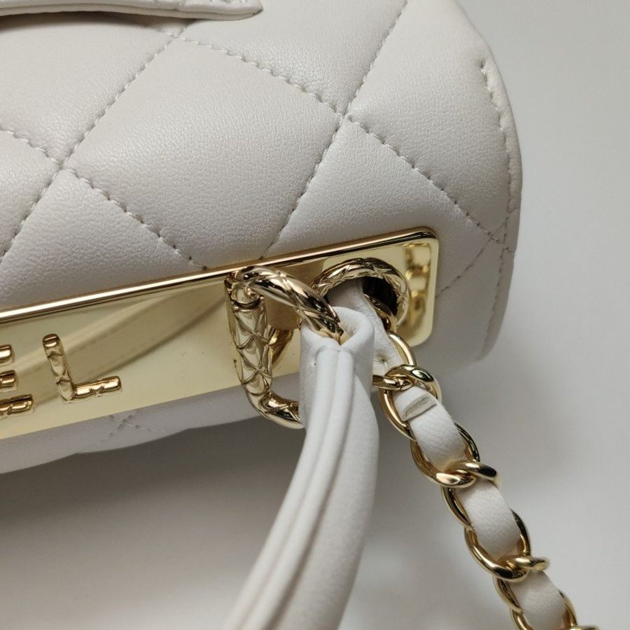 Chanel Trendy CC中羊皮純色菱格絎縫金屬板斜挎包單肩包-11