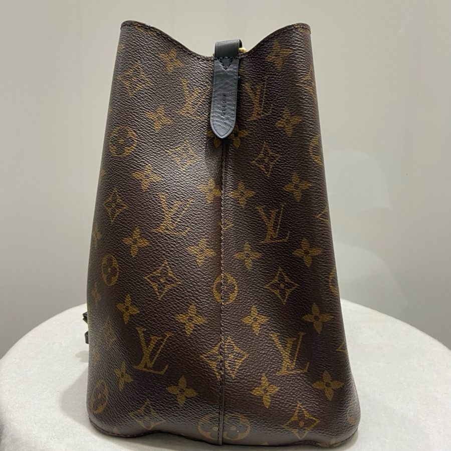 路易威登Louis Vuitton 黑水桶包 斜挎包-3
