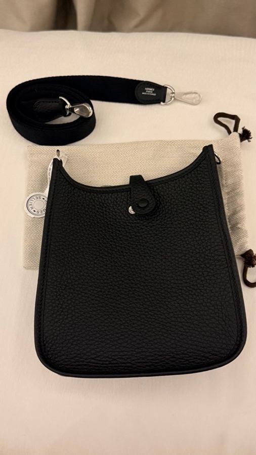 愛馬仕Hermes mini evelyne 16 黑銀全新全配-3