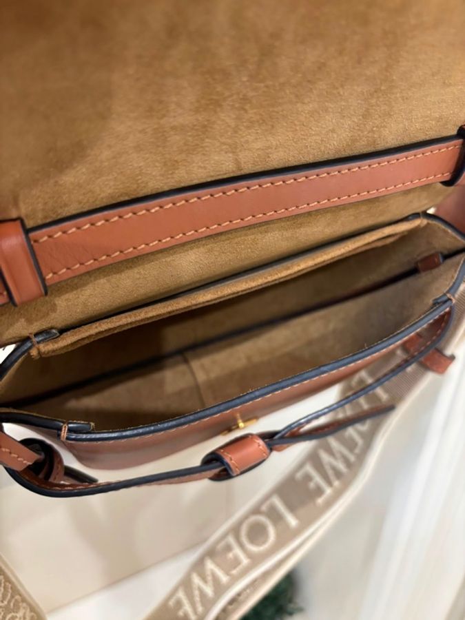Loewe Mini Gate 手袋 tan-8