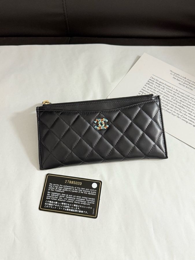 CHANEL 香奈兒黑色羊皮長款錢包彩色琺瑯扣芯片款卡包-0