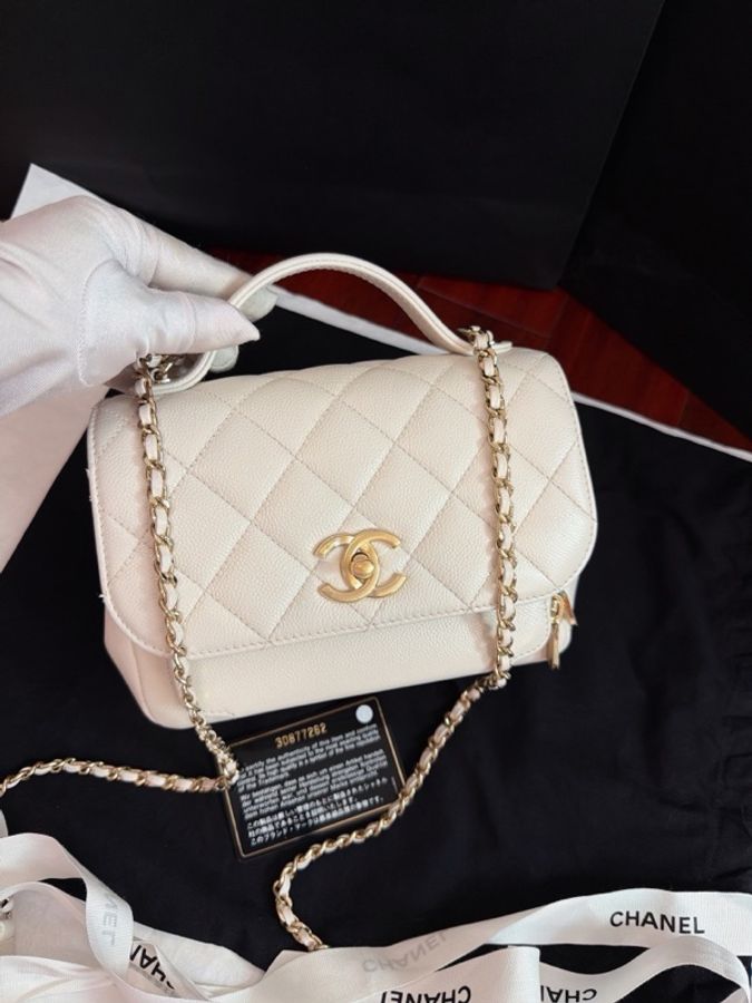 99新Chanel香奈儿 affinity白色荔枝皮金扣 小号邮差包 附件30身份卡尘袋-1