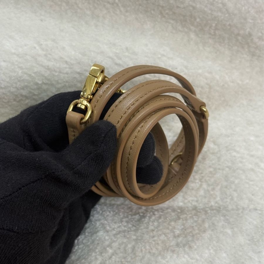 全新miumiu秋冬泰迪wander Hobo包-10