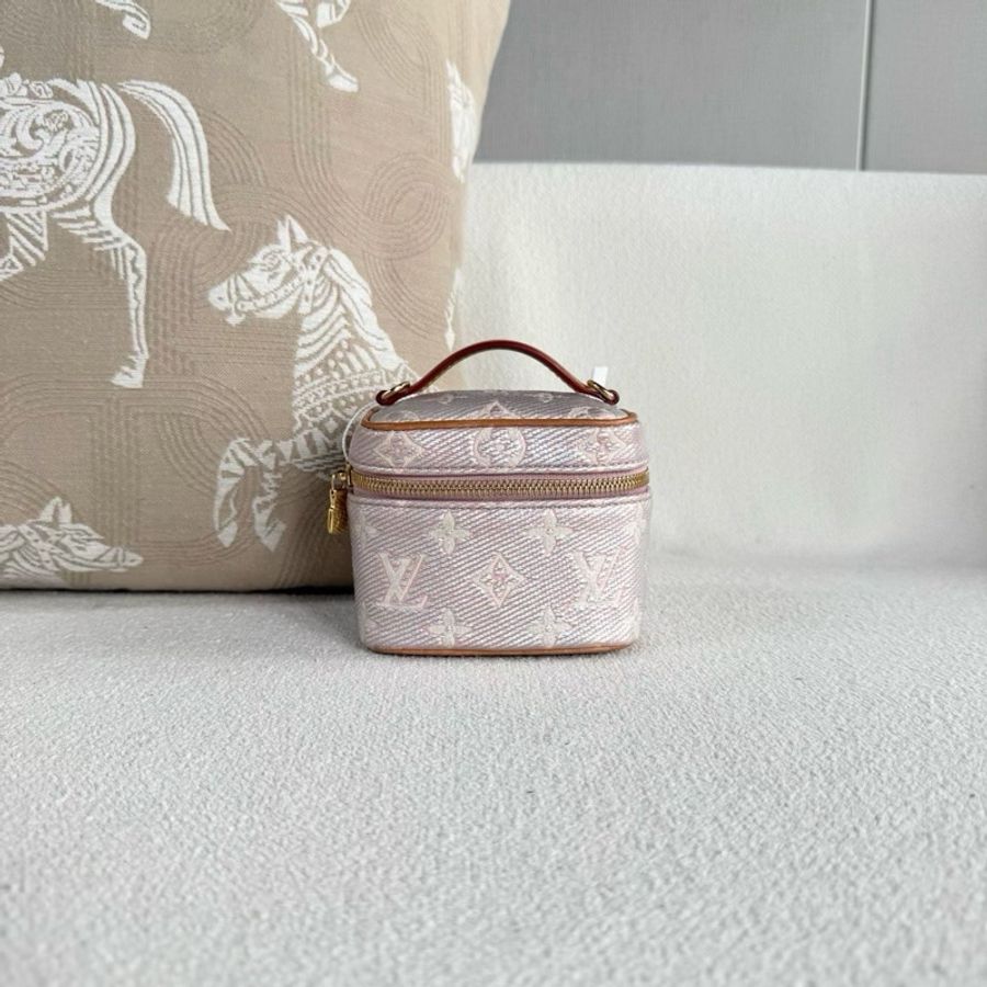 🩷 LV Mini Vanity 人魚姬粉化妝包 🩷-7