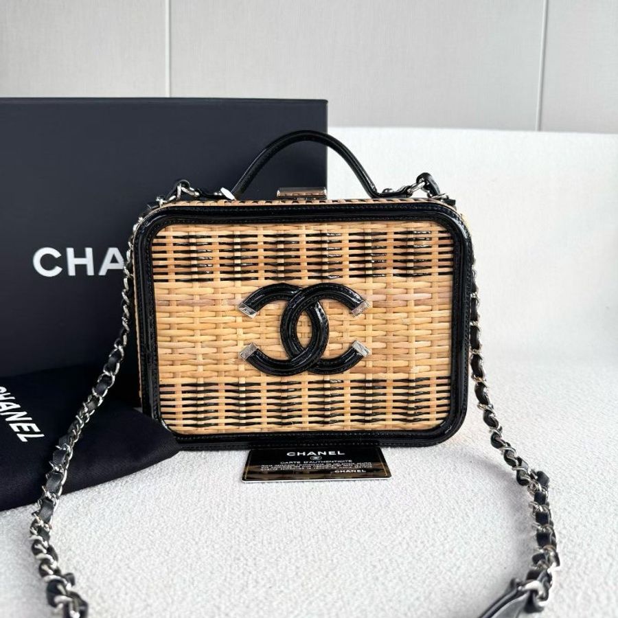 Chanel Vanity竹編黑銀相機包中號 21*16*10 99新配件盒 塵袋 保卡-2