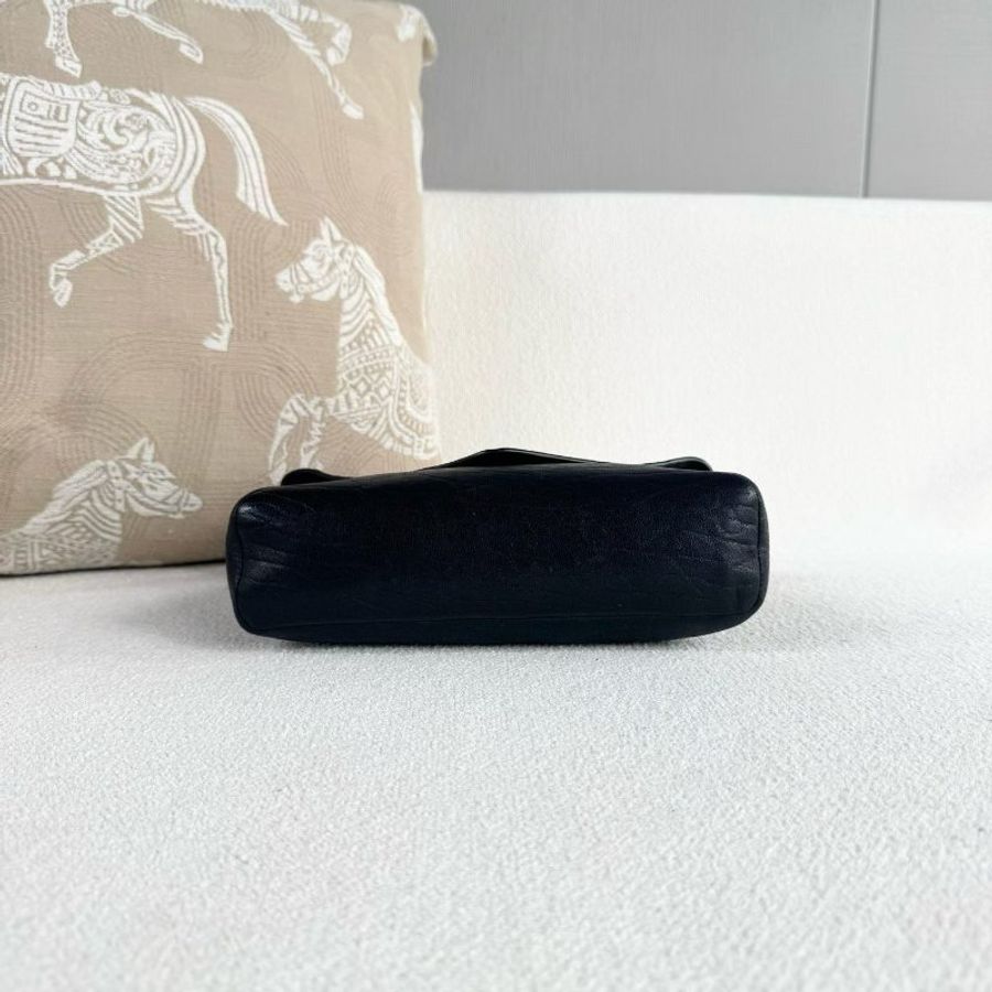 ️YSL 黑銀Cassandre信封郵差包 22*17*6 98新配件肩帶 塵袋-4