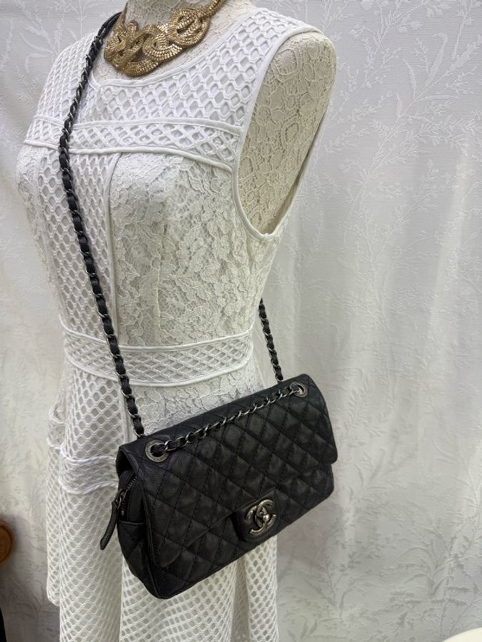 Chanel Handbag or Crossbody bag-3