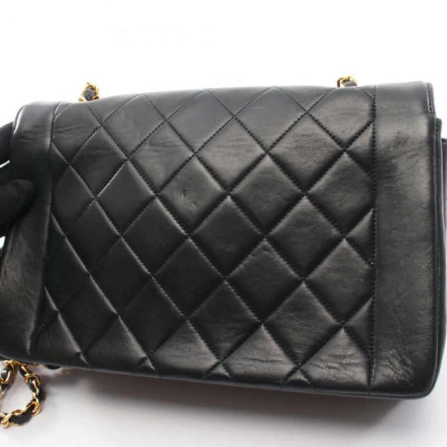 香奈兒 (CHANEL) Matelasse Diana 翻蓋肩背包 A01165 羊皮 黑色 二手 金色五金 CC-8