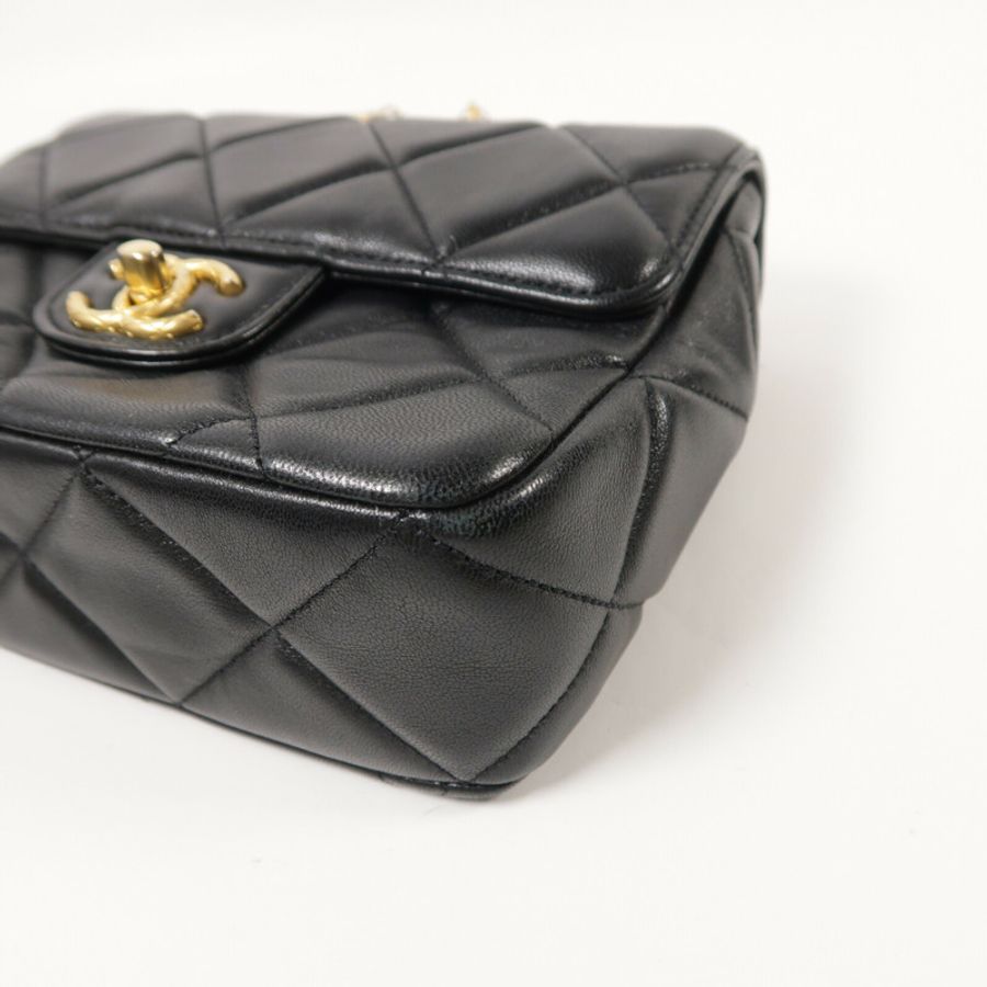 CHANEL 羊皮皮革Chain Shoulder鏈帶肩背袋-12