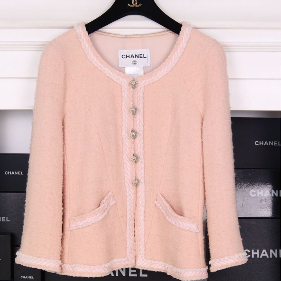 Chanel 09年粉色狮头纽扣圆领两口袋外套-0
