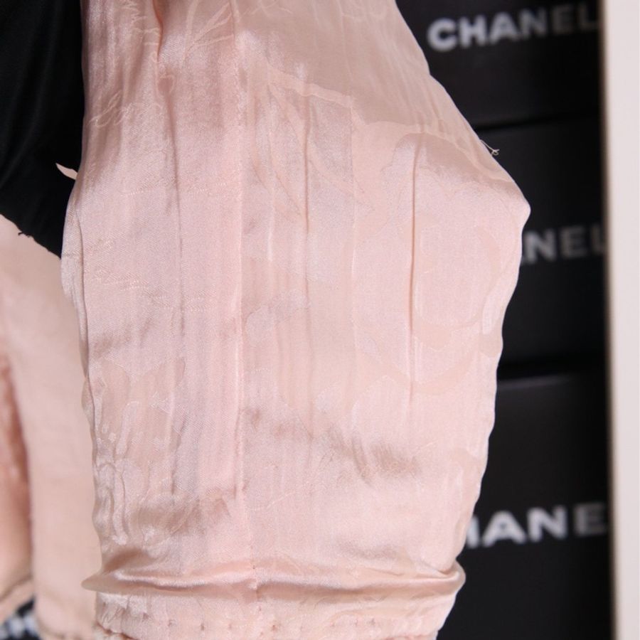 Chanel 09年粉色狮头纽扣圆领两口袋外套-24