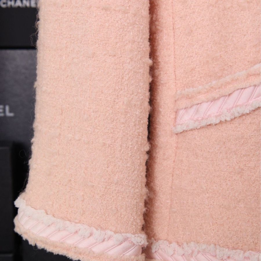 Chanel 09年粉色狮头纽扣圆领两口袋外套-30