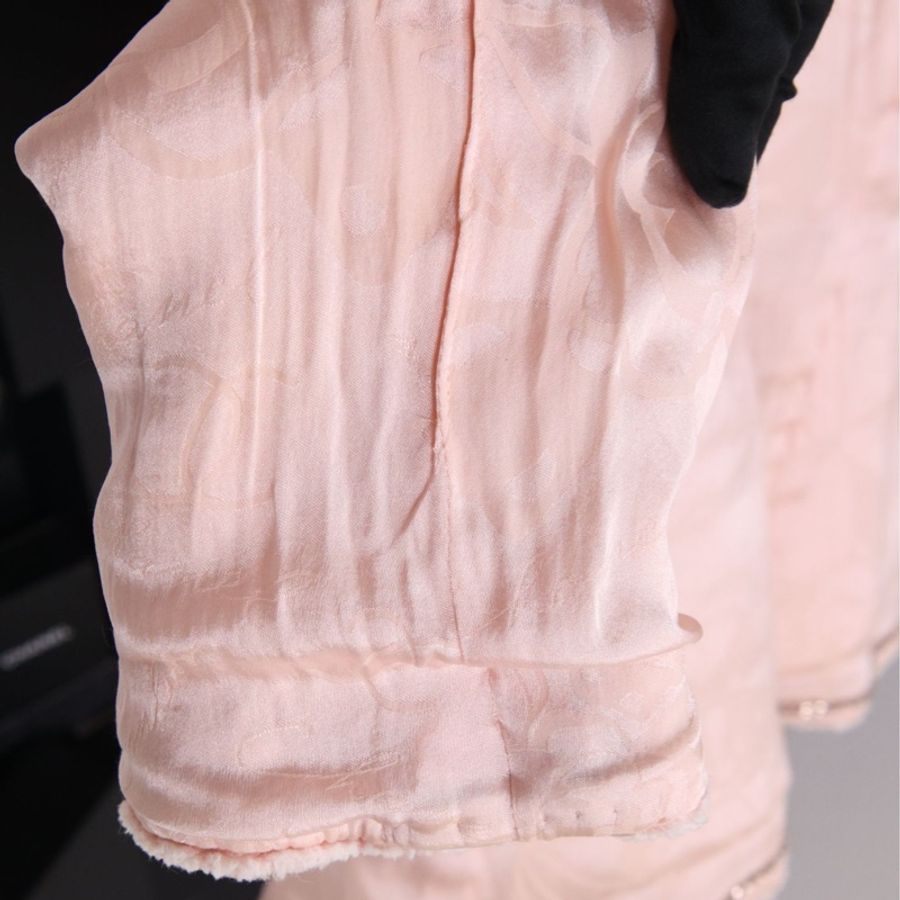 Chanel 09年粉色狮头纽扣圆领两口袋外套-32