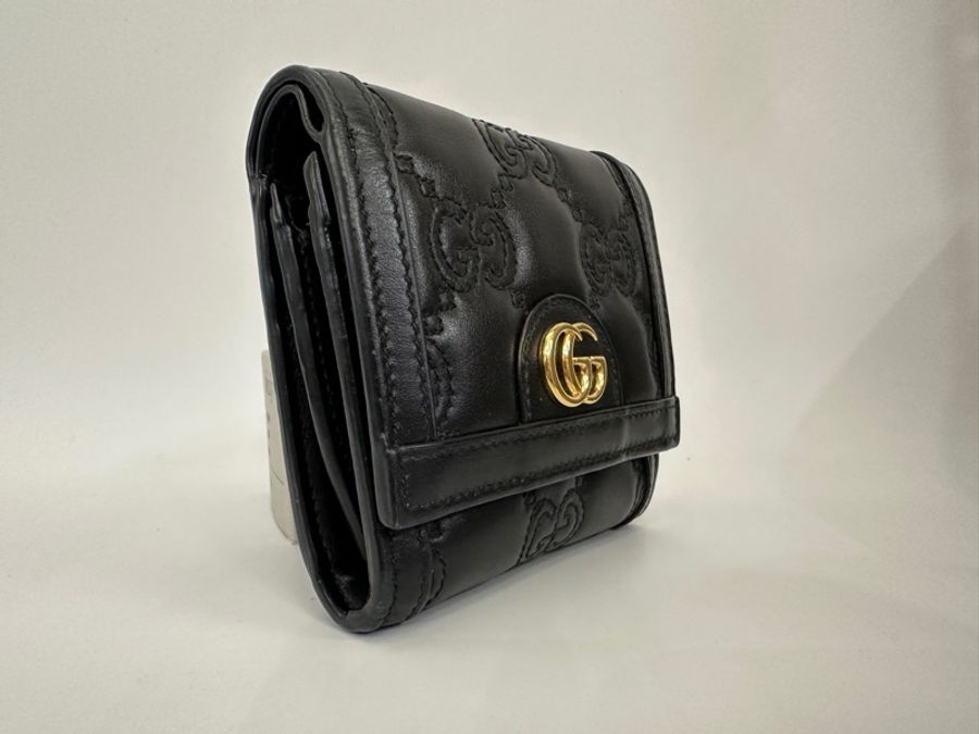 Gucci 黑牛皮GG壓紋Matelasse 6卡短夾-2