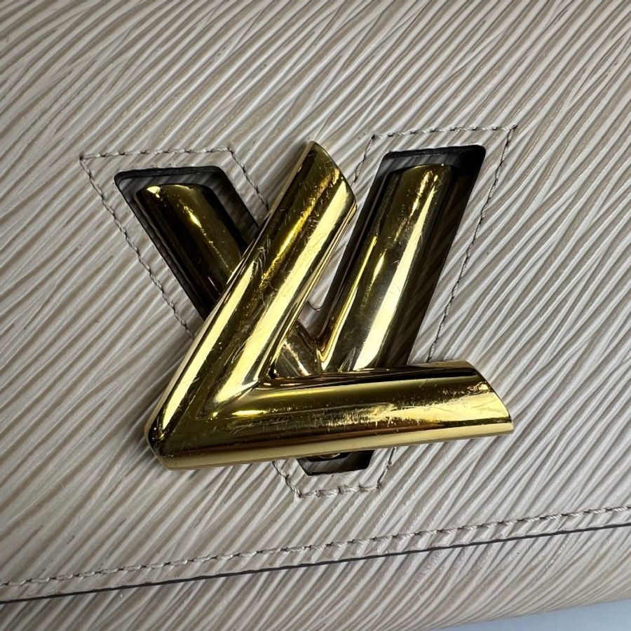 LV M67510 米色水波紋Twist長夾-10