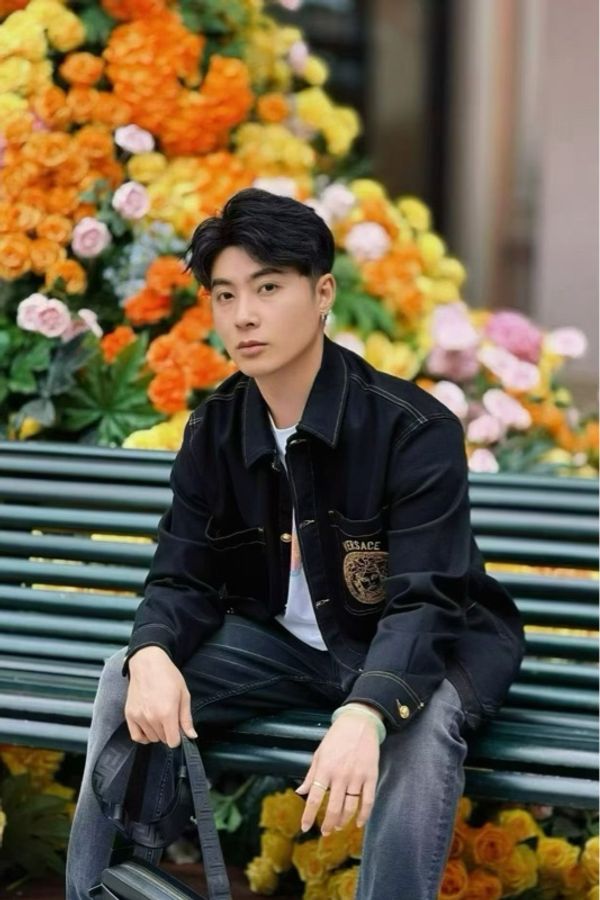VERSACE 範思哲 黑色刺繡牛仔夾克 外套-8