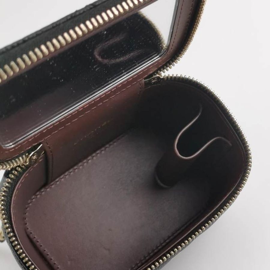 Chanel Vanity Case牛皮菱格絎縫雙C標識盒子包斜背包單肩包-6