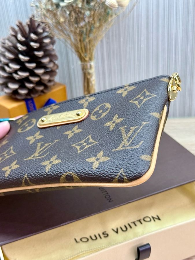 LV M60094 POCHETTE MILLA 小金鏈麻將包手提包-13