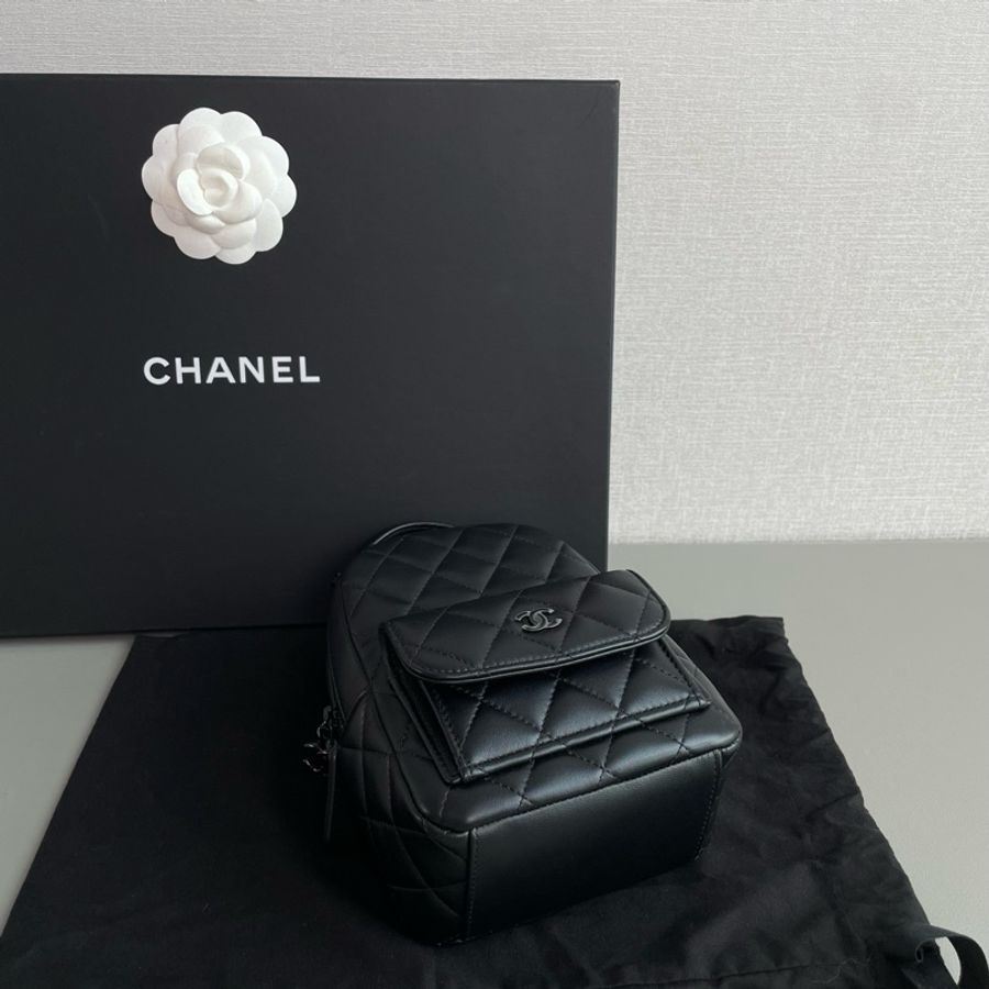💎Chanel香奈兒｜25P 全黑soblack羊皮mini雙肩包 小書包｜98新芯片款-5
