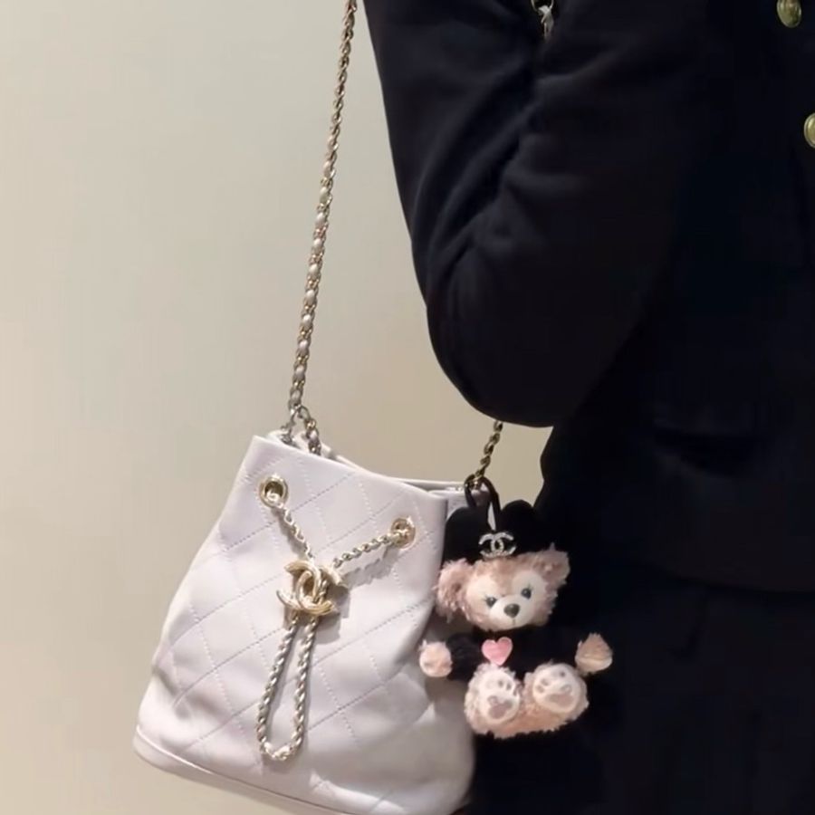 Chanel香奈兒 水泥灰淡金扣牛皮抽繩水桶包手提包斜挎包,-9