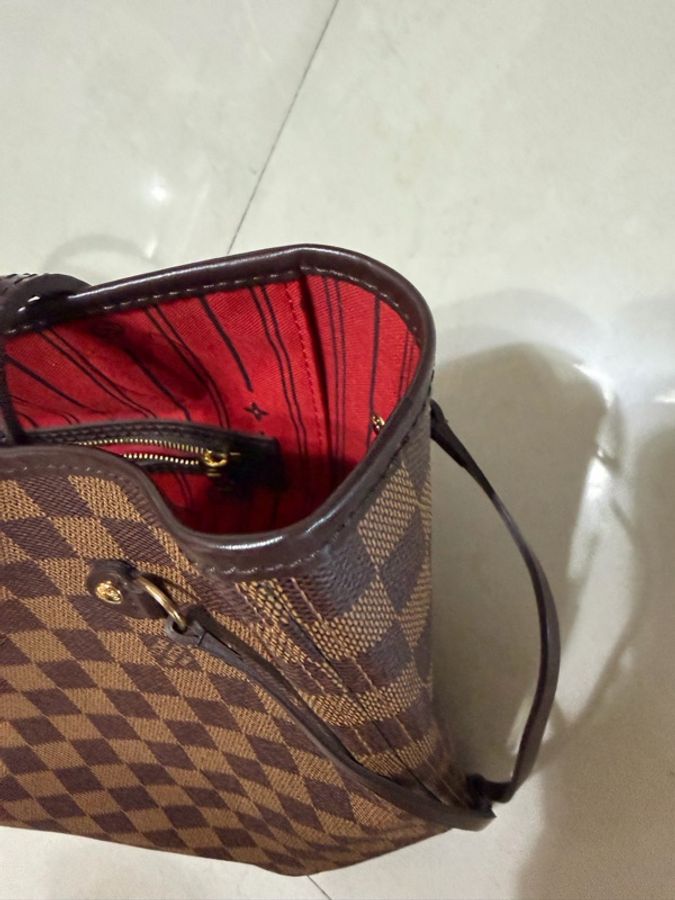 LV Neverfull MM-19