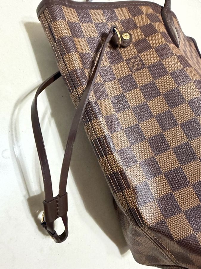 LV Neverfull MM-22