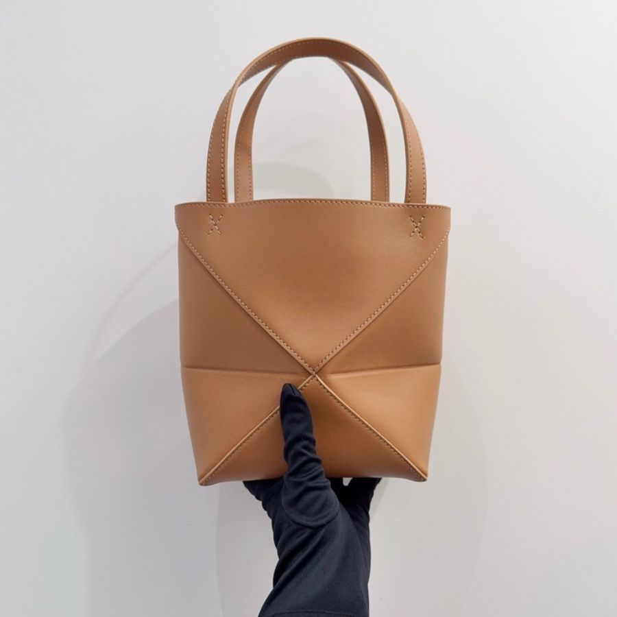 99新Loewe羅意威 Puzzle Fold焦糖色/棕色亮面牛皮革Mini迷你幾何折疊Tote托特購物袋 肩帶可拆卸長度可調節 附件:防塵袋、26年-3