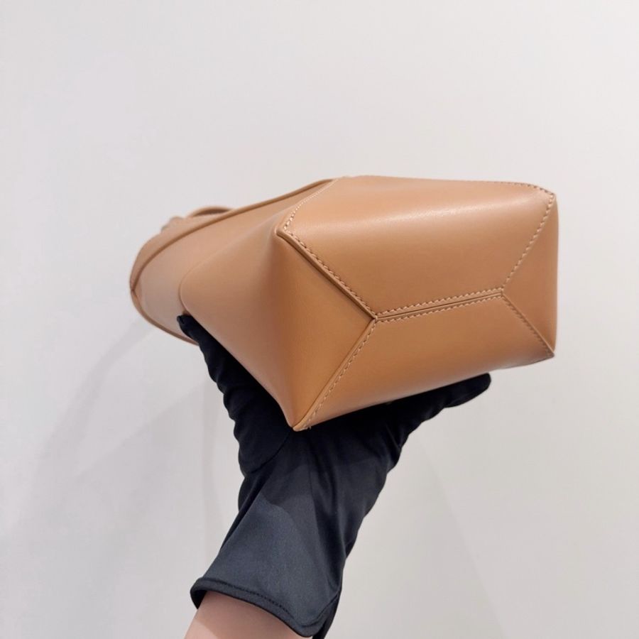 99新Loewe羅意威 Puzzle Fold焦糖色/棕色亮面牛皮革Mini迷你幾何折疊Tote托特購物袋 肩帶可拆卸長度可調節 附件:防塵袋、26年-4