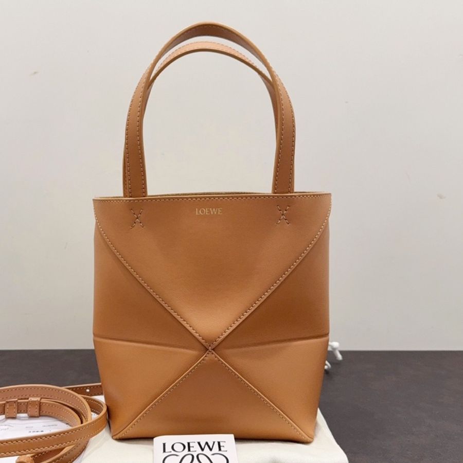 99新Loewe羅意威 Puzzle Fold焦糖色/棕色亮面牛皮革Mini迷你幾何折疊Tote托特購物袋 肩帶可拆卸長度可調節 附件:防塵袋、26年-7