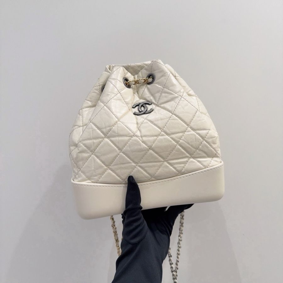 Chanel香奈兒 奶白色掌紋牛皮流浪雙肩包小書包 尺寸:23*10*22cm-6