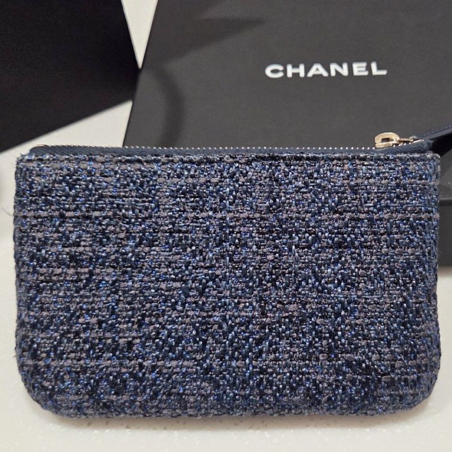 CHANEL香奈兒牛仔丹寧金蔥LOGO一字拉鍊零錢包/ 卡包-5